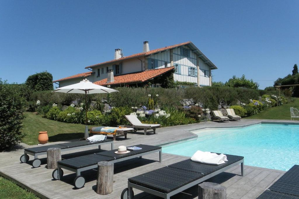 Bed and Breakfast Les Volets Bleus Arcangues Zewnętrze zdjęcie